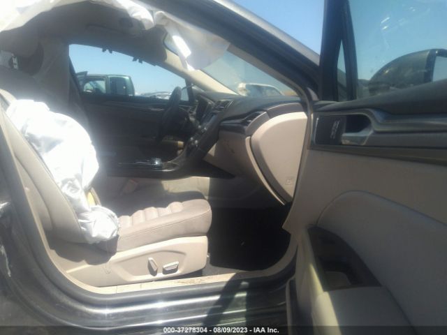 3FA6P0H70HR383267 Ford FUSION SE
