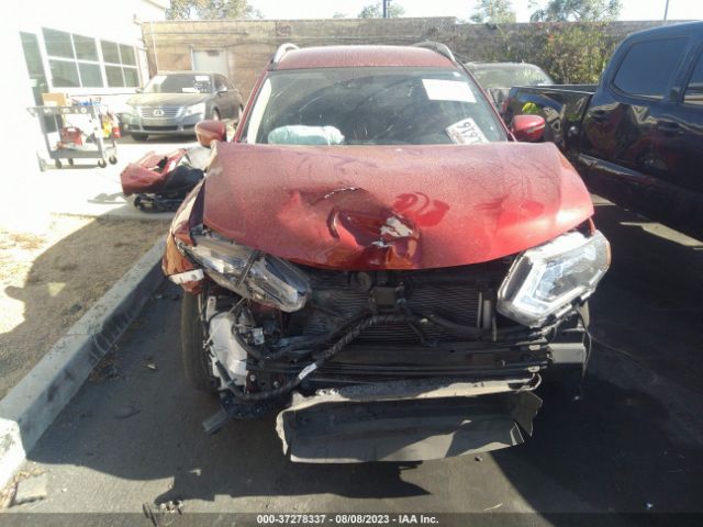 5N1AT2MT3KC707957 Nissan ROGUE SV