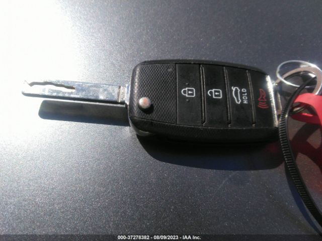 5XXGT4L39GG026656 KIA Optima Lx