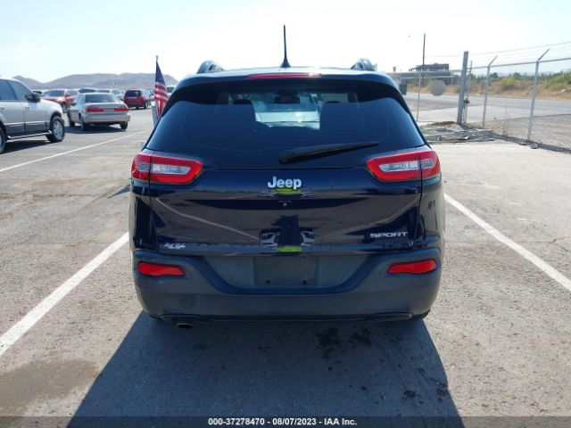 1C4PJLAB5FW761657 Jeep Cherokee Sport