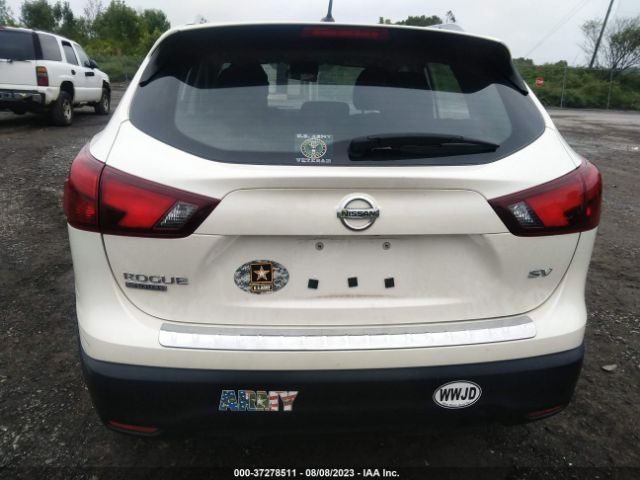 JN1BJ1CP6HW032158 Nissan Rogue Sport Sv