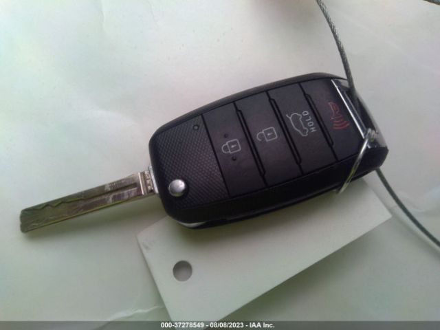 KNDPB3AC0G7857083 KIA Sportage Lx