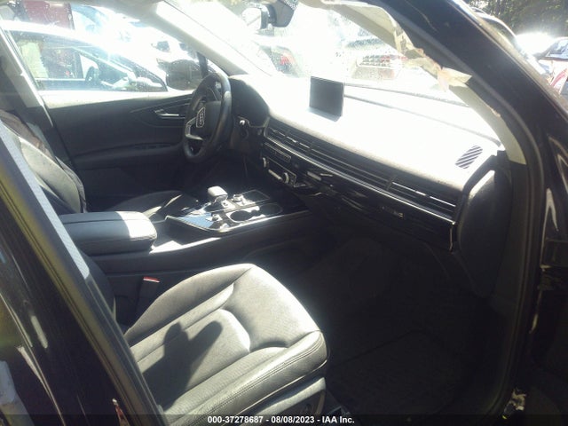 WA1LAAF75KD036793 Audi Q7 Premium Plus
