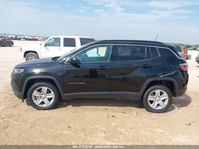 3C4NJDBB6NT186114 Jeep Compass Latitude