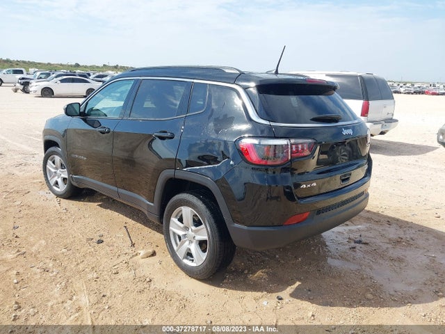 3C4NJDBB6NT186114 Jeep Compass Latitude