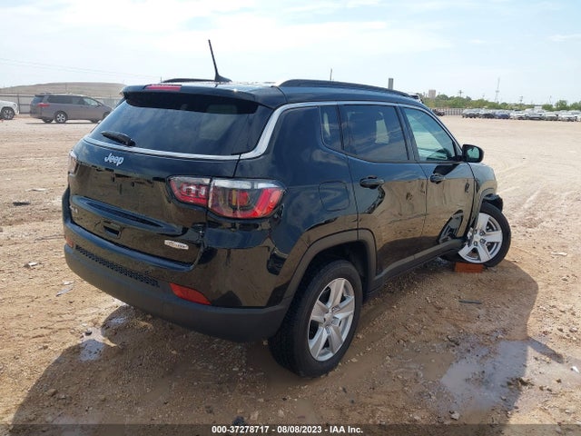 3C4NJDBB6NT186114 Jeep Compass Latitude