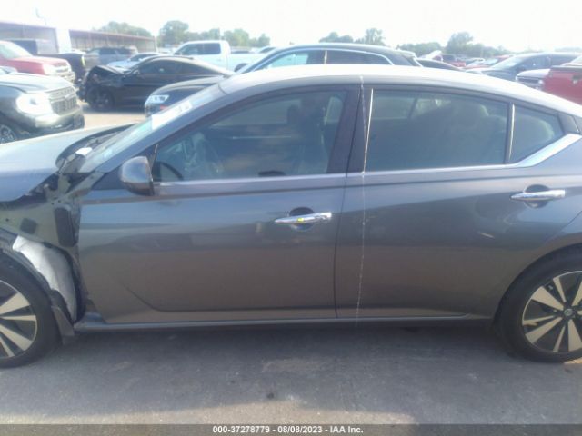 1N4BL4DV8MN316810 Nissan Altima 2.5 Sv