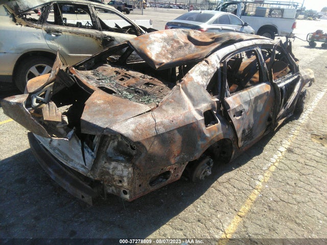 1VWAA7A33JC022848 Volkswagen Passat 2.0t S/r-line