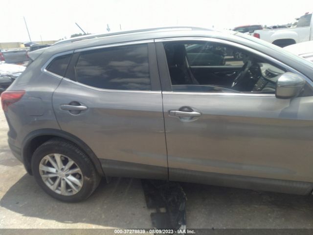 JN1BJ1CRXHW124438 Nissan Rogue Sport Sv