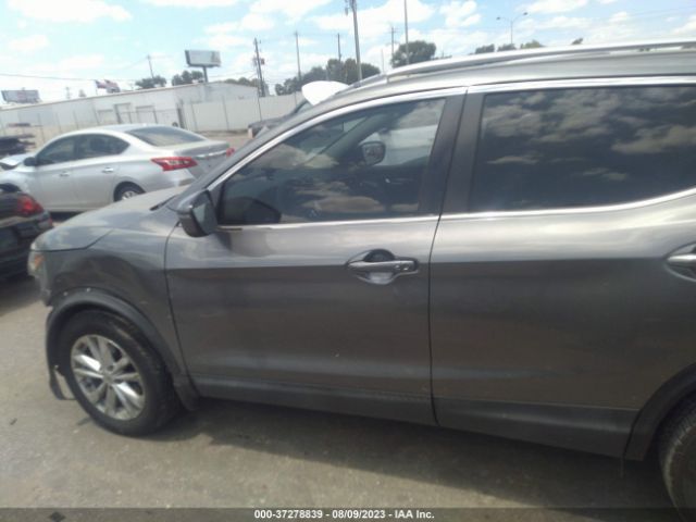 JN1BJ1CRXHW124438 Nissan Rogue Sport Sv