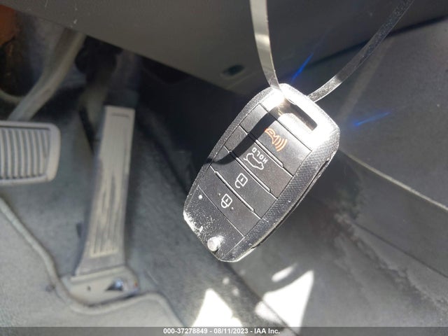 KIA SOUL + 2018 KNDJP3A53J7549910 Image 11