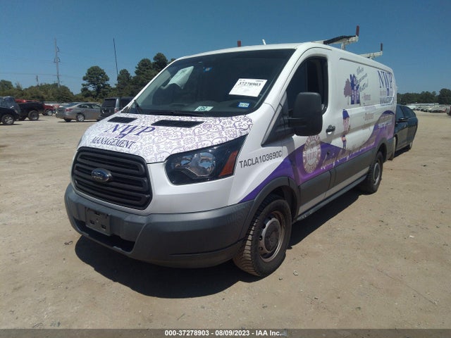 Ford Transit-150 2018 1FTYE1ZM4JKA31595 Image 2