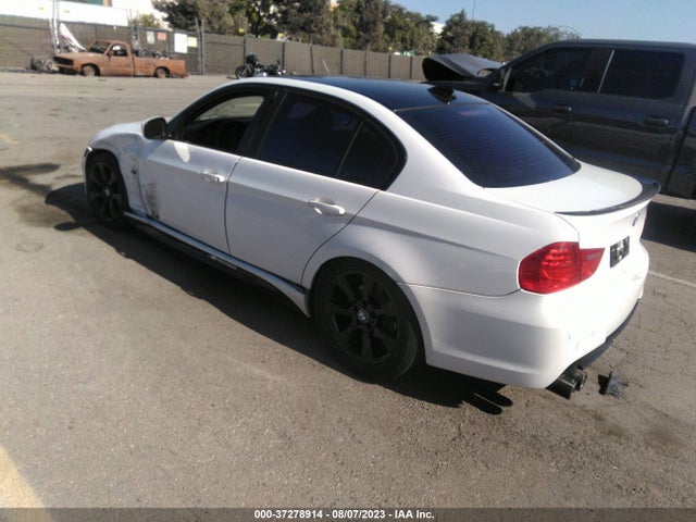 2011 BMW 3 SERIES 328I VIN: WBAPH5G56BNM80618
