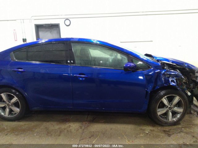 3KPFL4A72JE259683 KIA FORTE LX