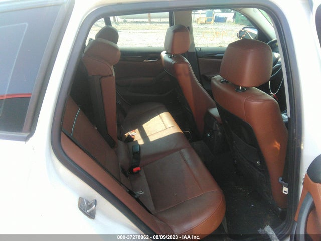 2014 BMW X1 XDRIVE28I VIN: WBAVL1C50EVY14232