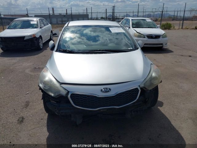 KNAFX4A69F5285595 KIA FORTE LX