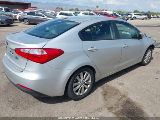 KNAFX4A69F5285595 KIA FORTE LX