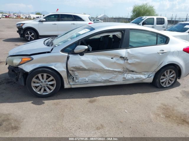 KNAFX4A69F5285595 KIA FORTE LX