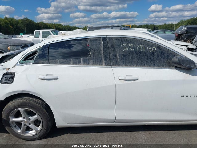 Chevrolet MALIBU LS 2018 1G1ZB5ST1JF225931 Image 13
