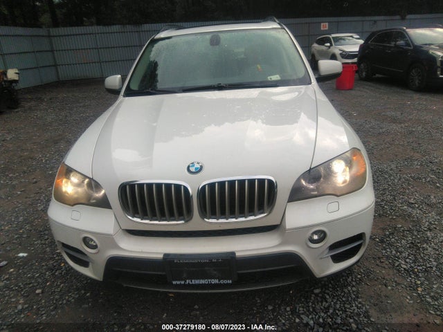 2011 BMW X5 35D VIN: 5UXZW0C52BL660361