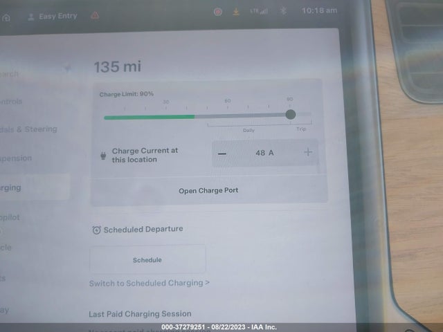 2019 Tesla Model X, VIN: 5YJXCDE23KF213780