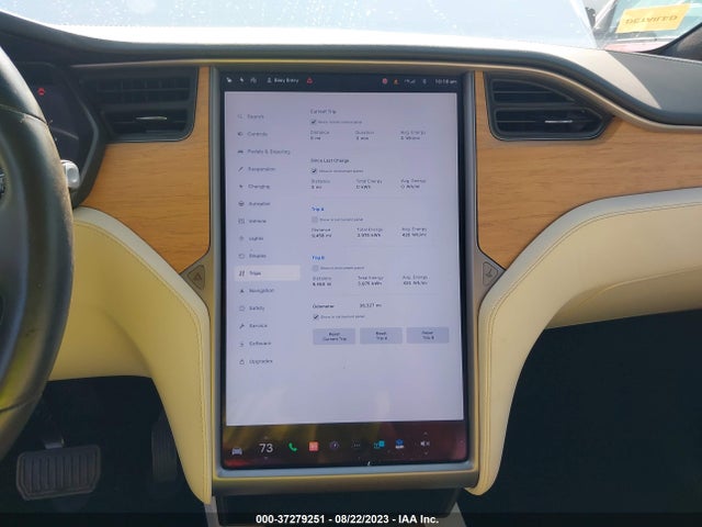 2019 Tesla Model X, VIN: 5YJXCDE23KF213780