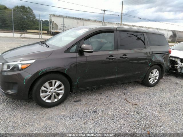 KNDMB5C19G6106385 KIA SEDONA LX