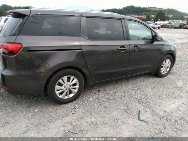 KNDMB5C19G6106385 KIA SEDONA LX