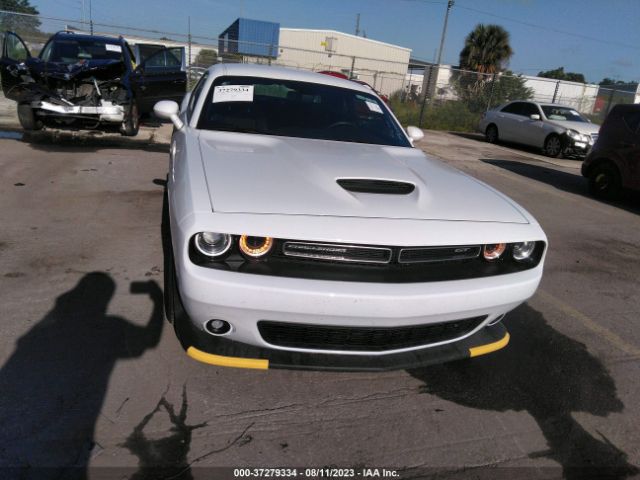 2C3CDZJGXNH233215 Dodge Challenger Gt