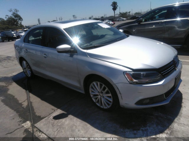 2014 3VWLL7AJ1EM394016 main image