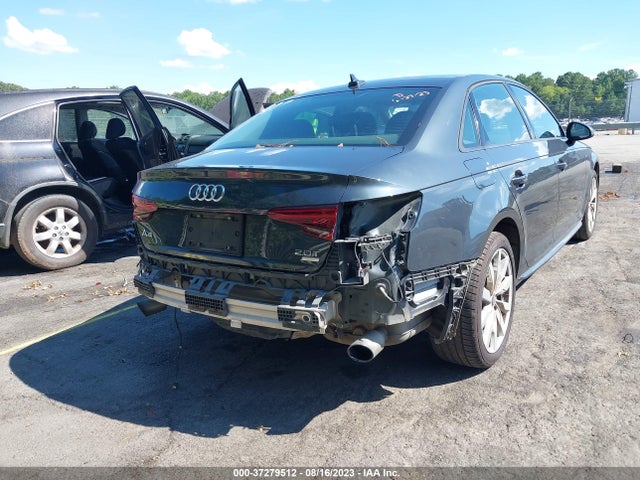 WAUKMAF4XJN016012 Audi A4 Premium/tech Premium