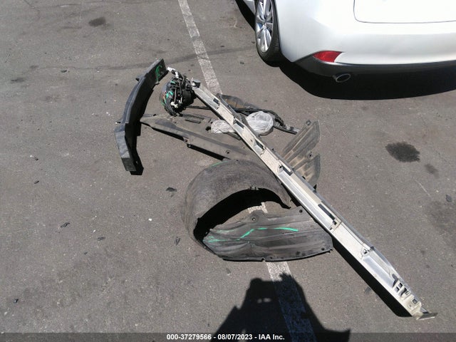 JTHBA1D23G5037627 Lexus IS 200T