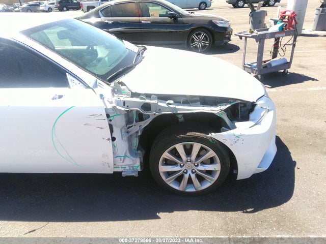 JTHBA1D23G5037627 Lexus IS 200T