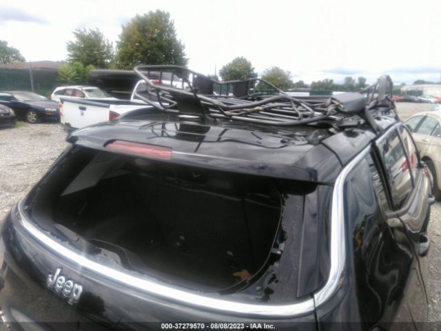3C4NJDBB6LT112687 Jeep Compass Latitude