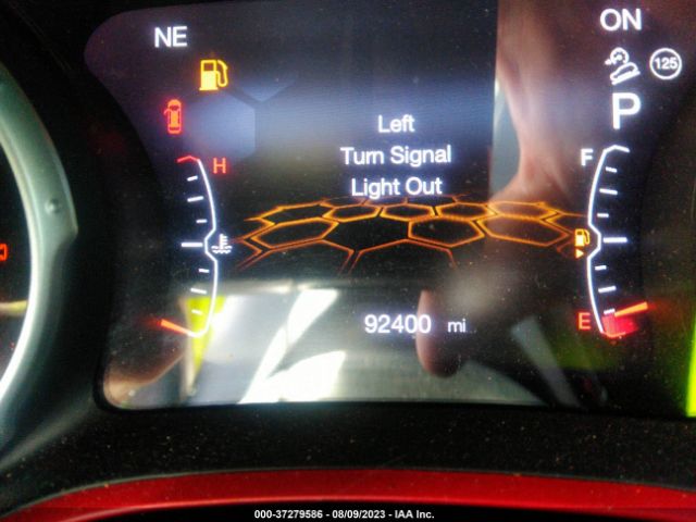 3C4NJDDB1KT671804 Jeep Compass Trailhawk
