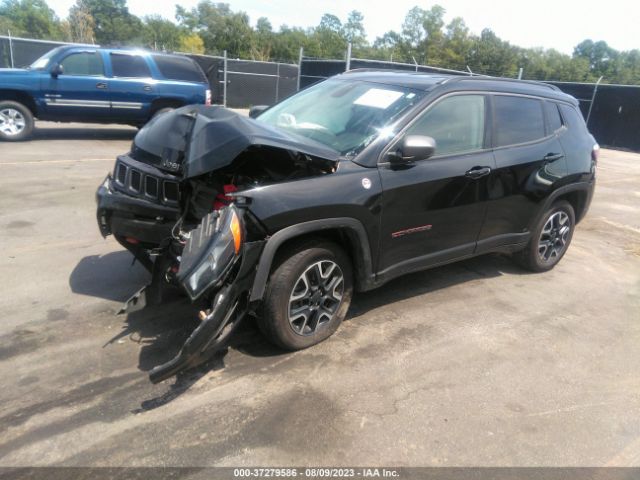 3C4NJDDB1KT671804 Jeep Compass Trailhawk