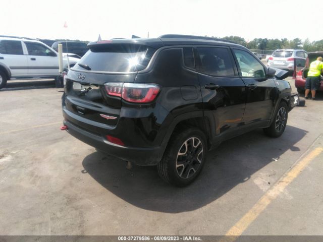 3C4NJDDB1KT671804 Jeep Compass Trailhawk