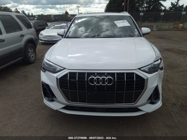 WA1DECF39N1111700 Audi Q3 S Line Premium