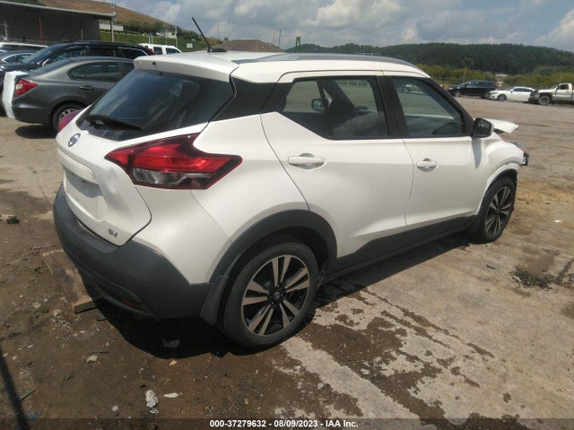 2018 NISSAN KICKS SV VIN: 3N1CP5CU9JL546632