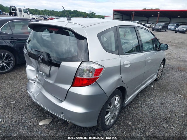 2011 HONDA FIT SPORT VIN: JHMGE8H59BC011223
