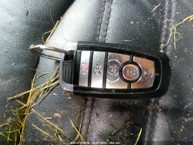 3FA6P0HD1HR156434 Ford FUSION SE