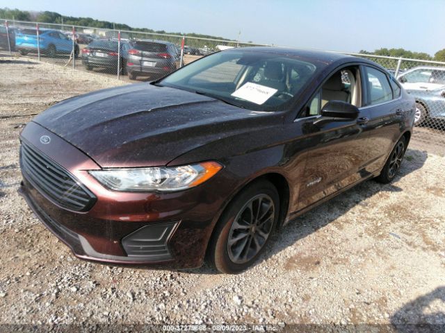 3FA6P0LU4KR196845 Ford Fusion Hybrid Se