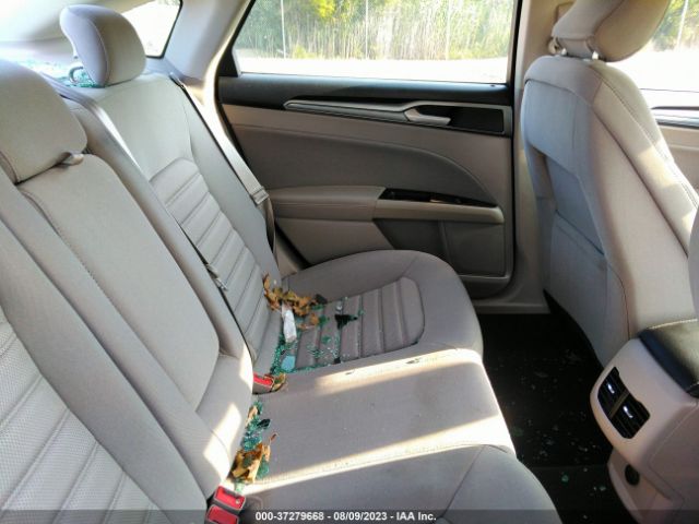 3FA6P0LU4KR196845 Ford Fusion Hybrid Se