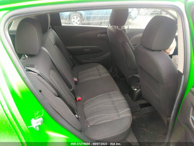 Chevrolet SONIC LT 2015 1G1JC6SGXF4155898 Image 8
