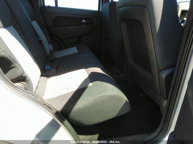 2010 JEEP LIBERTY SPORT VIN: 1J4PP2GK0AW138286