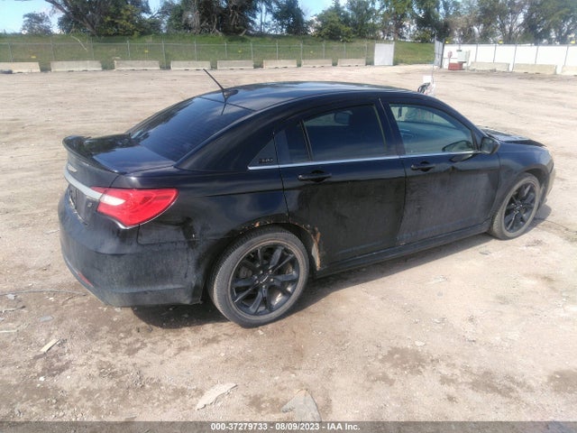 Chrysler 200 Limited 2014 1C3CCBCG0EN164680 Image 5