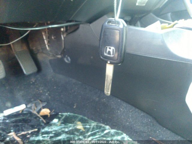 19XFB2F52FE003758 Honda Civic Sedan Lx