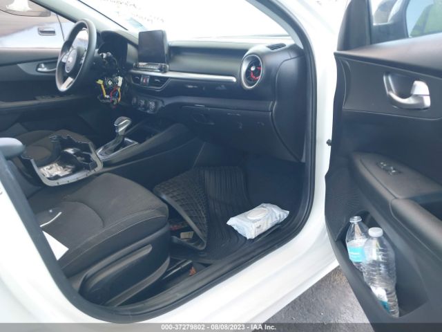 3KPF24AD1ME303119 KIA Forte Lxs