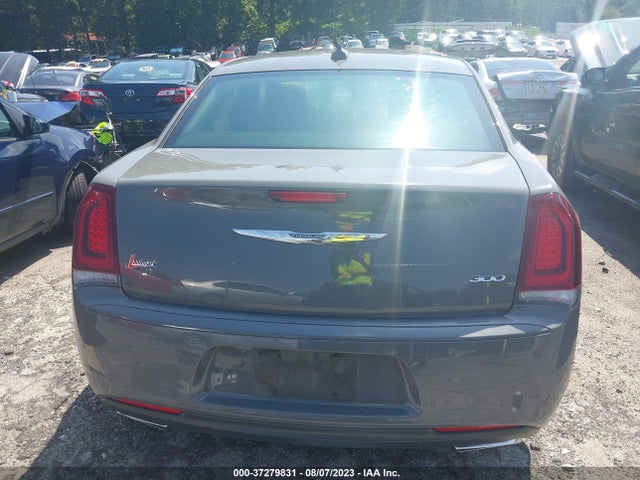 2C3CCAAG1JH293415 Chrysler 300 Touring