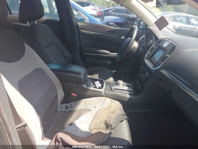 2C3CCAAG1JH293415 Chrysler 300 Touring